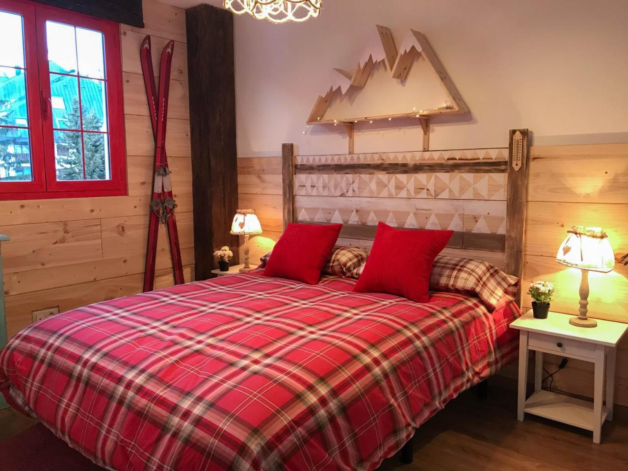 Apartamentos Lorien Candanchú Zewnętrze zdjęcie